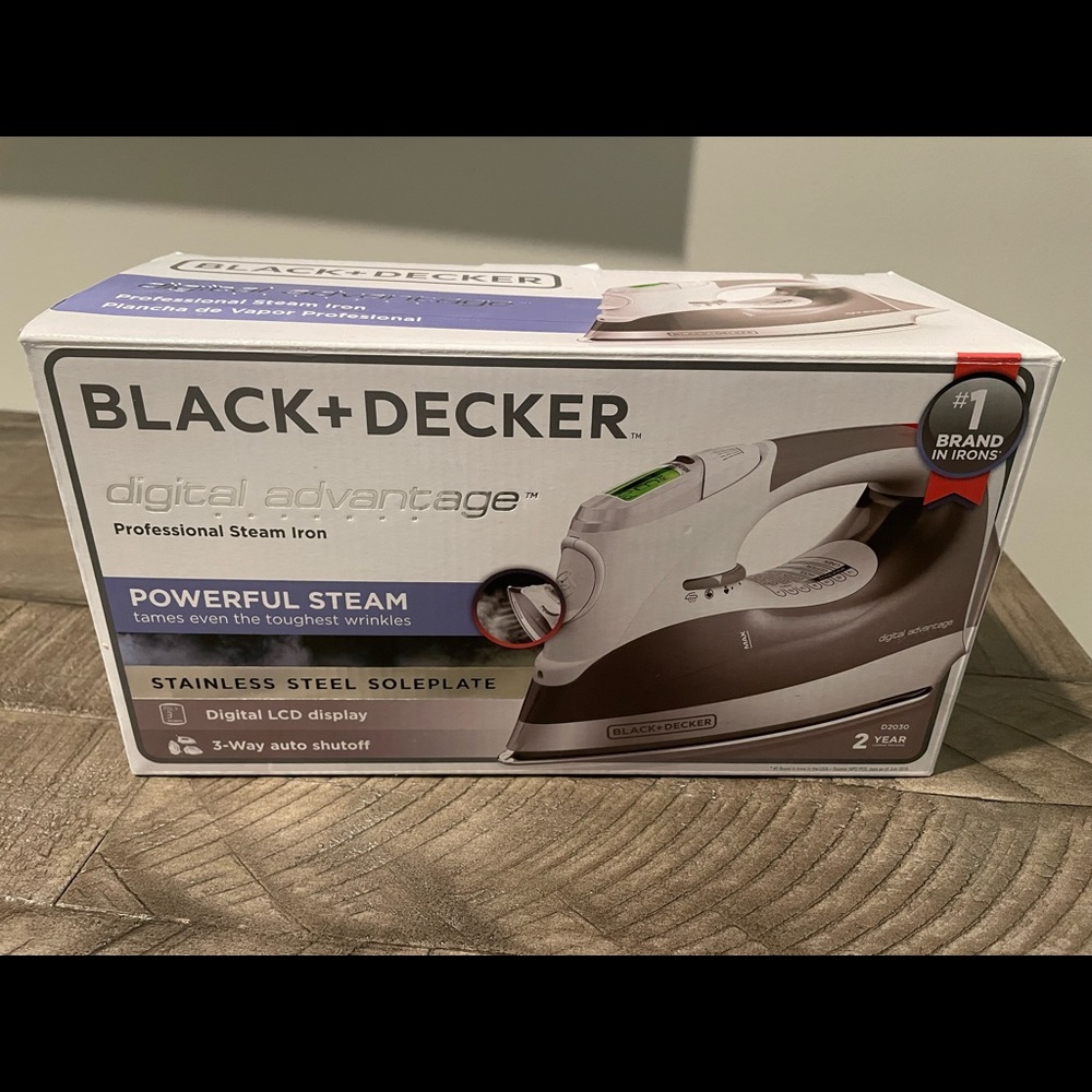 Black + Decker Iron